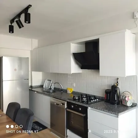 Kobi Hotel *